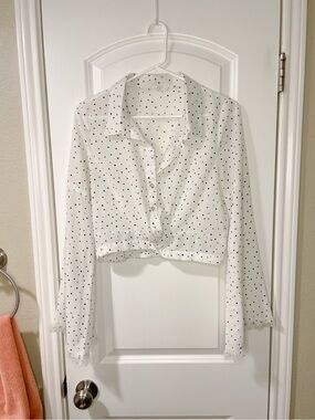 Le Lis Polka Dot Bell Sleeve Blouse